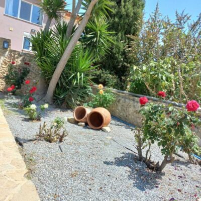 jasmin and olives vakantiehuis kreta tuin